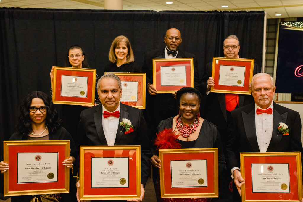 Loyal Sons and Daughters recipients with certificates